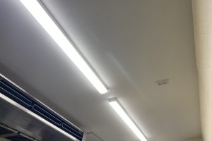 東京都小金井市　店舗天井雨漏り補修工事